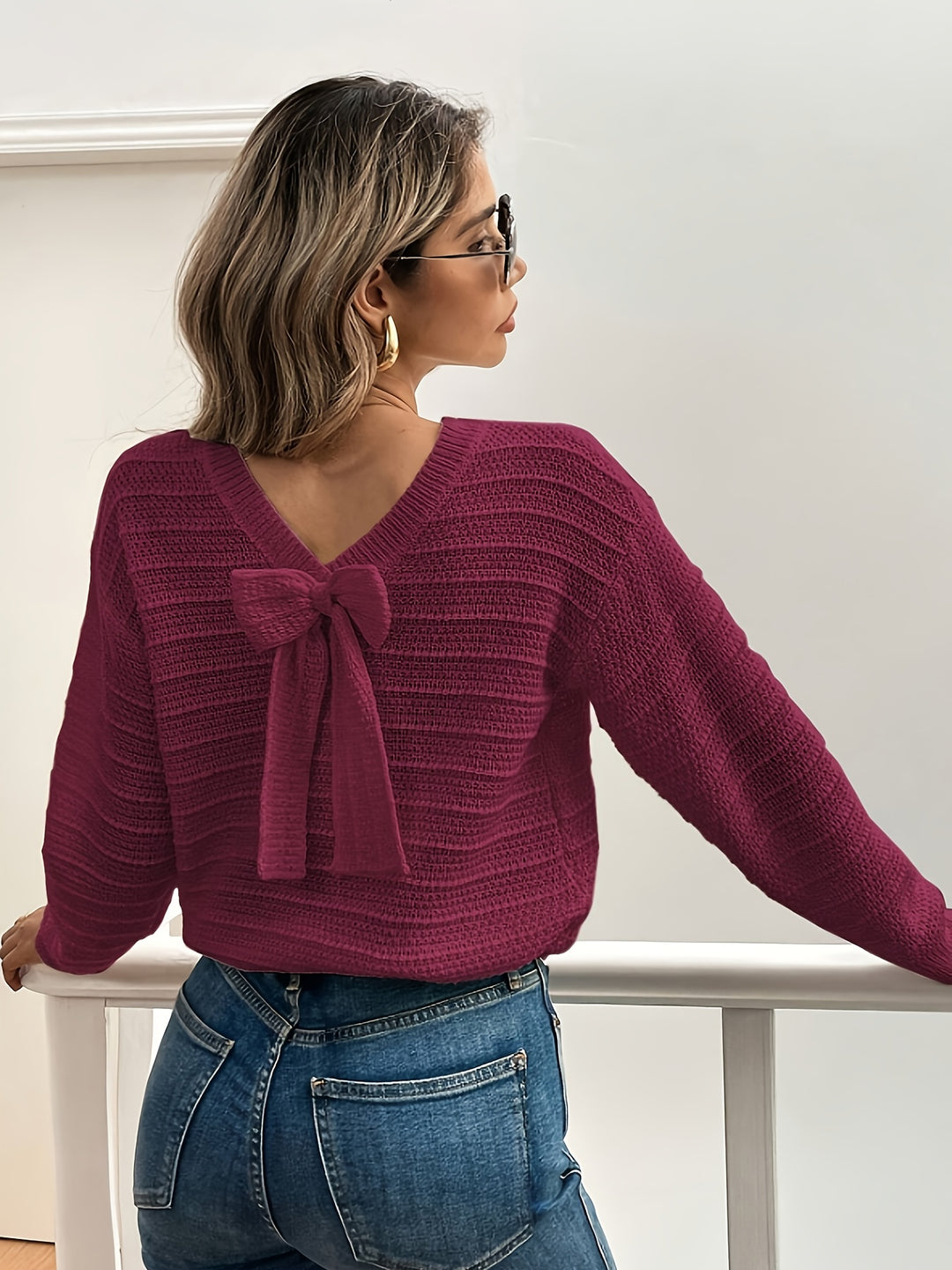 Annika | Bow-Detail V-Neck Sweater