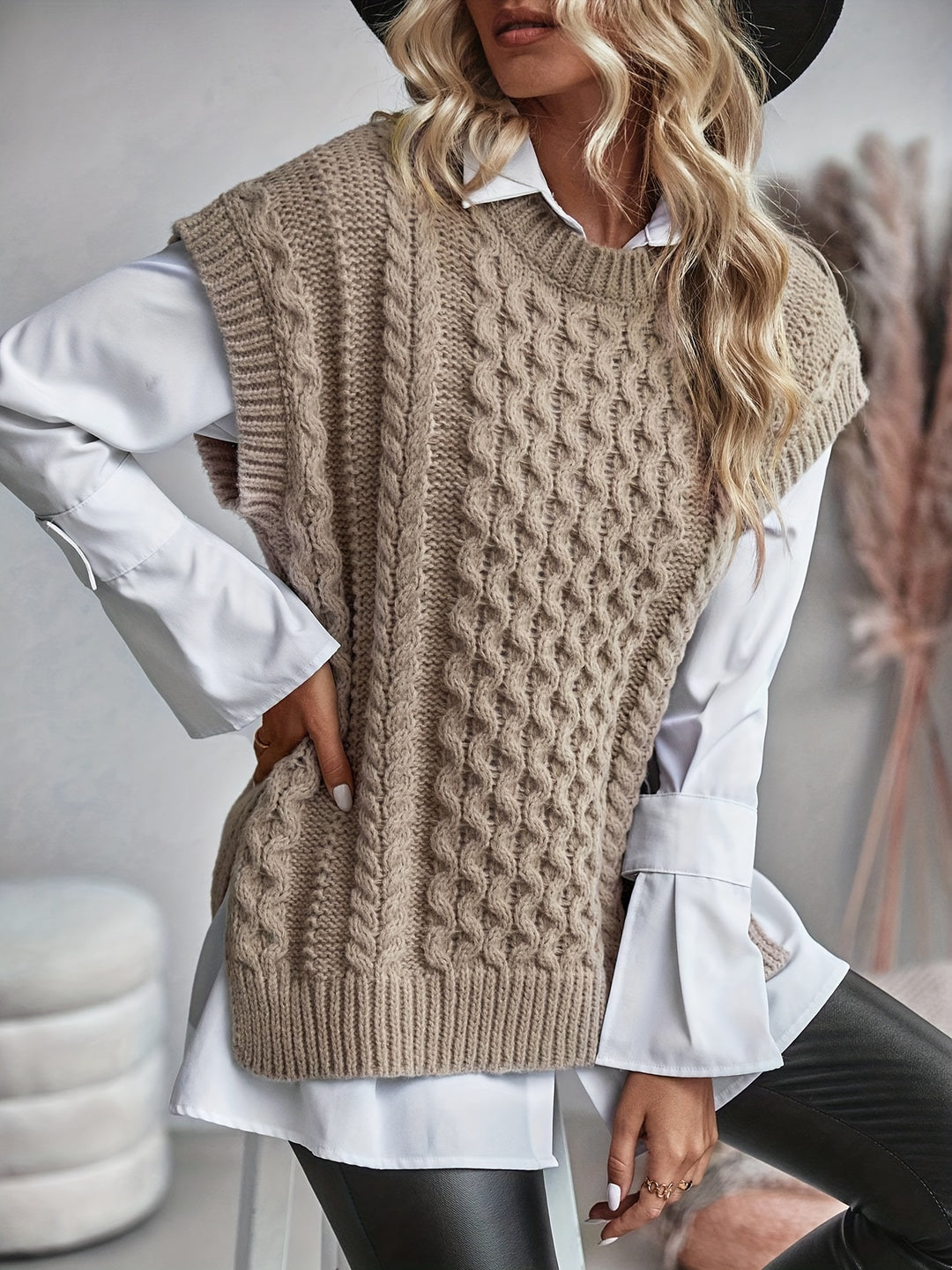 Sabine | Cable-Knit Sleeveless Vest