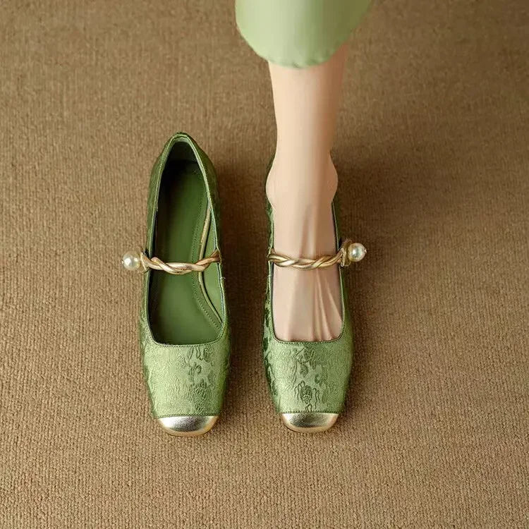 Cecile | Vintage Braided Pearl Strap Shoes