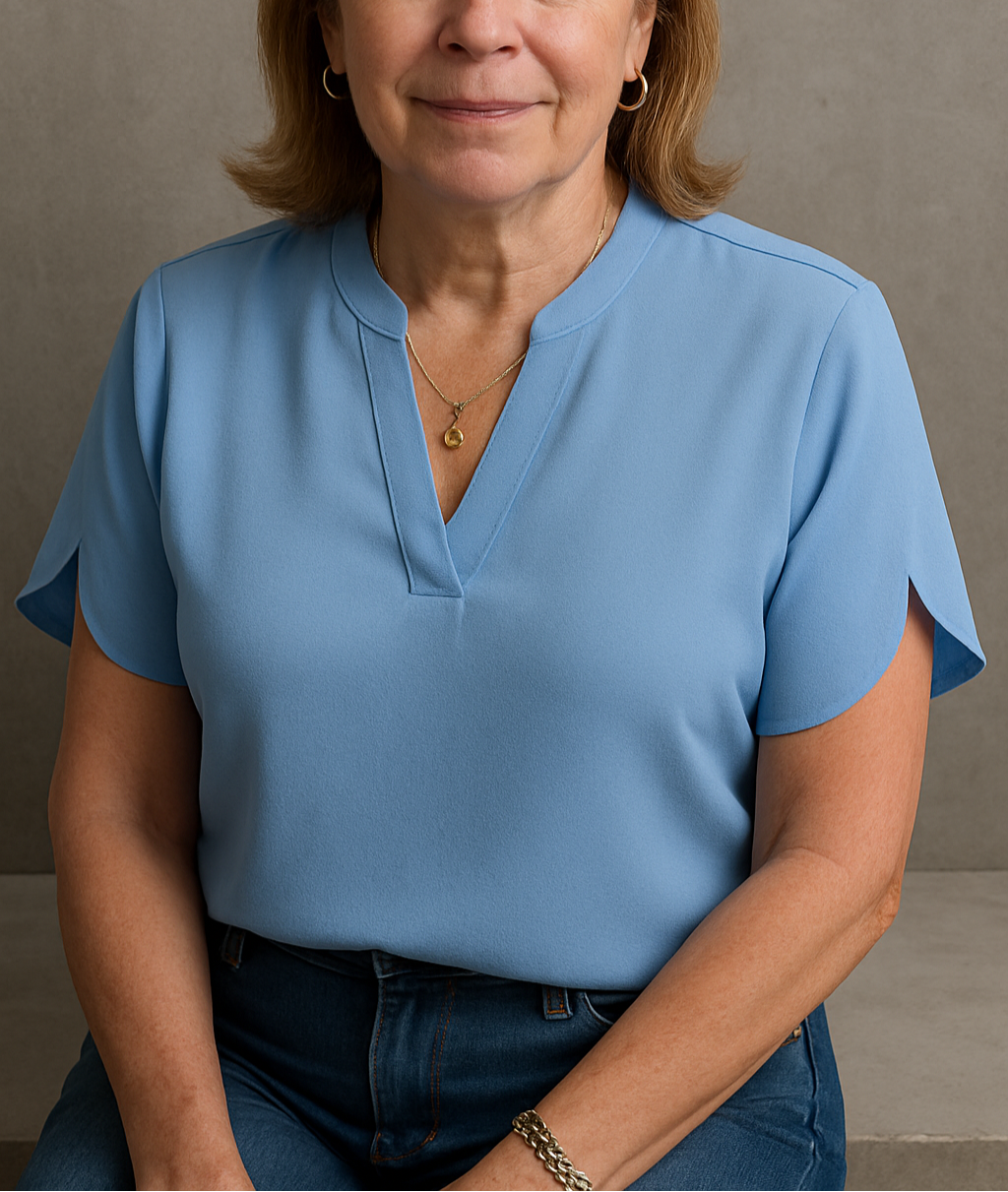 Hailey | Lightweight V-Neck Blouse