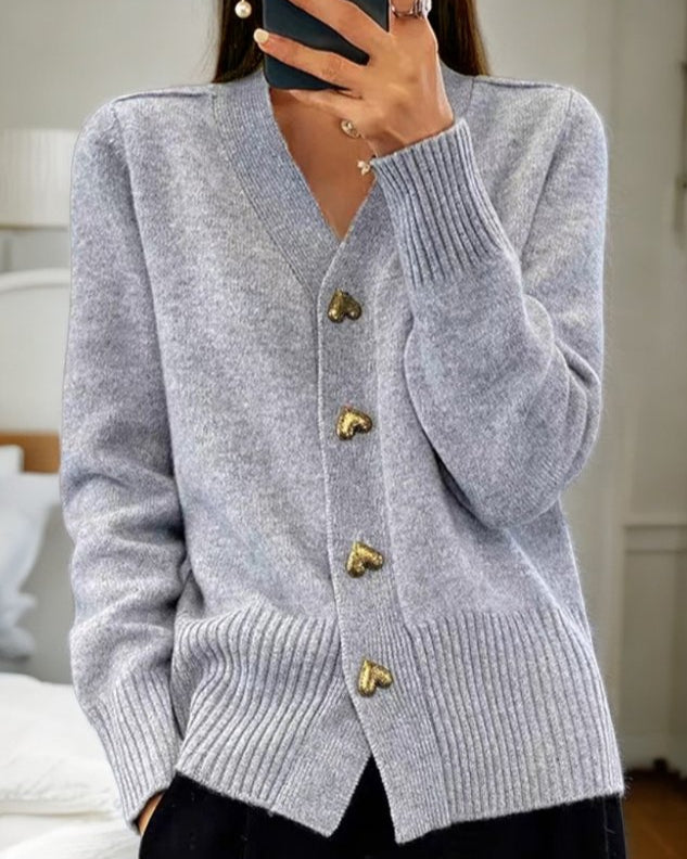 Anna | Elegant Cardigan with Heart-Shaped Buttons