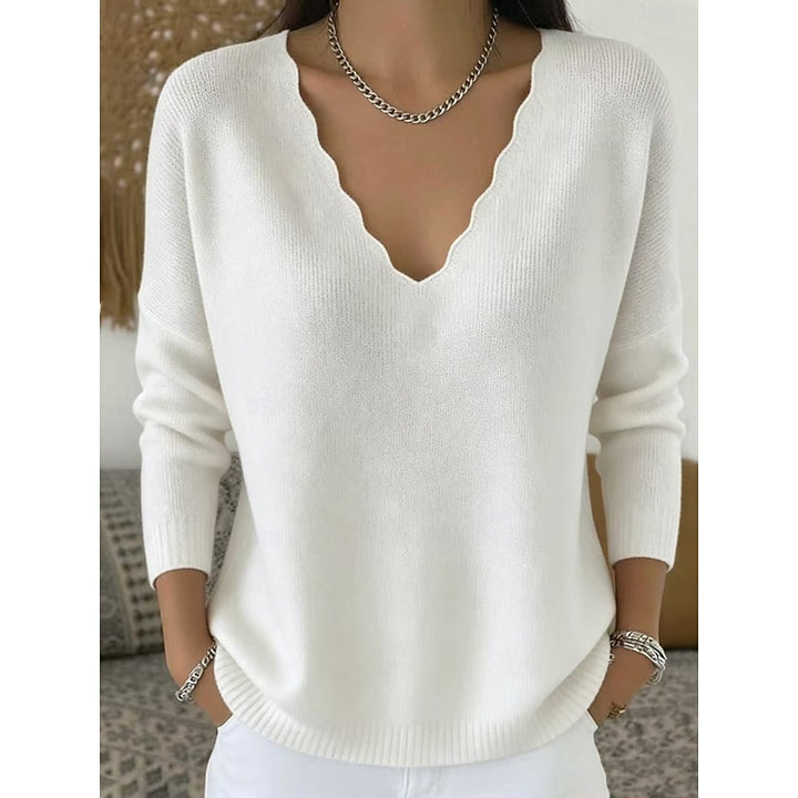 Marlowe | Scalloped V-Neck Halloween Sweater